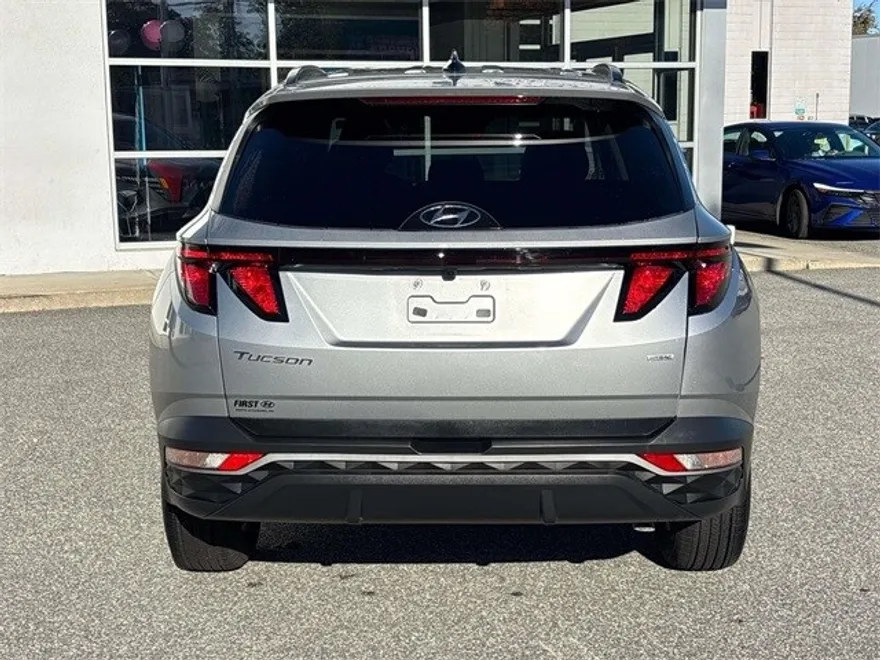 2024 Hyundai Tucson SEL photo 1