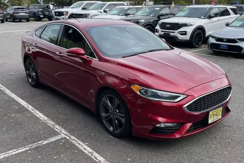 2017 Ford Fusion Sport photo 1