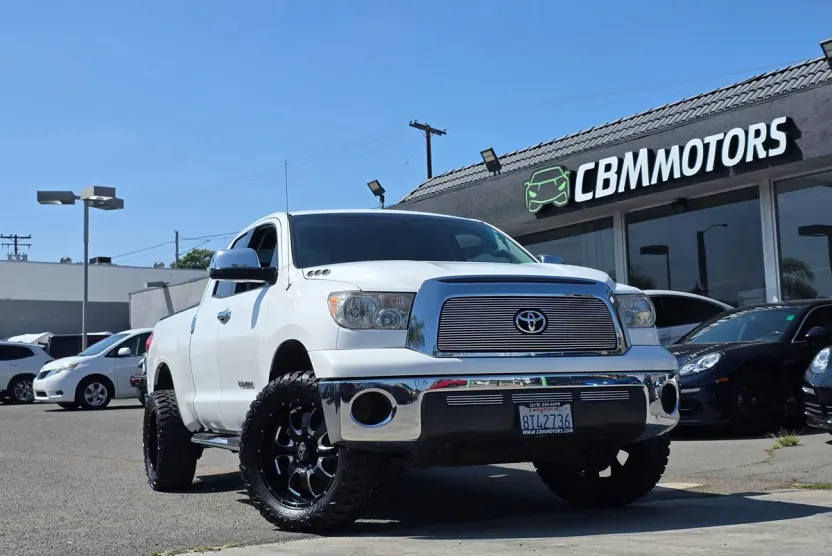 2008 Toyota Tundra SR5 photo 1