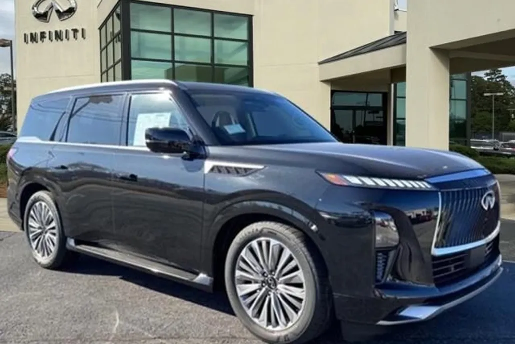 2025 Infiniti QX80 Sensory photo 1