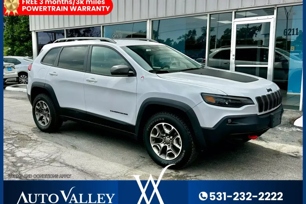 2021 Jeep Cherokee Trailhawk Sport photo 1