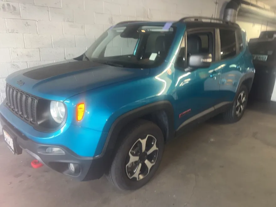2021 Jeep Renegade Trailhawk photo 1