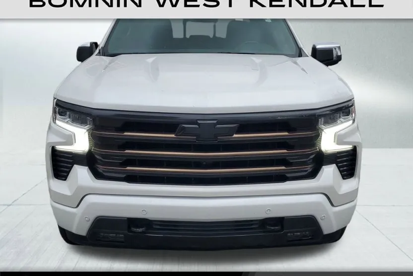 2022 Chevrolet Silverado 1500 High Country photo 1