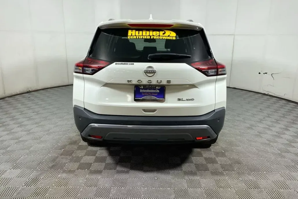 2023 Nissan Rogue SL photo 1
