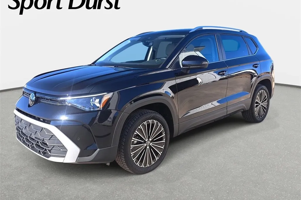 2025 Volkswagen Taos SE photo 1