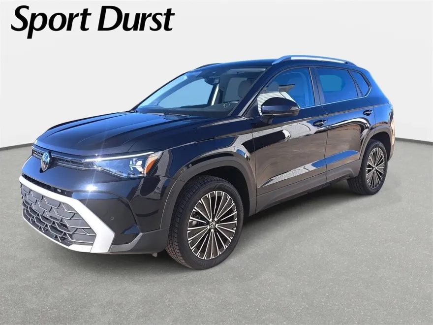 2025 Volkswagen Taos SE photo 1