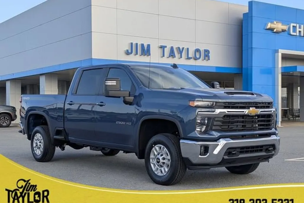 2026 Chevrolet Silverado 2500HD LT photo 1