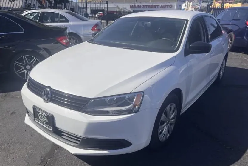 2014 Volkswagen Jetta 2.0 photo 1