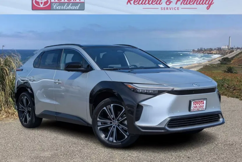 2023 Toyota bZ4X XLE photo 1