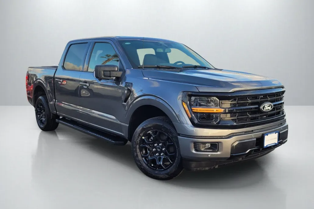 2025 Ford F-150 XLT photo 1