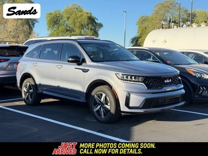 2022 Kia Sorento S photo 1