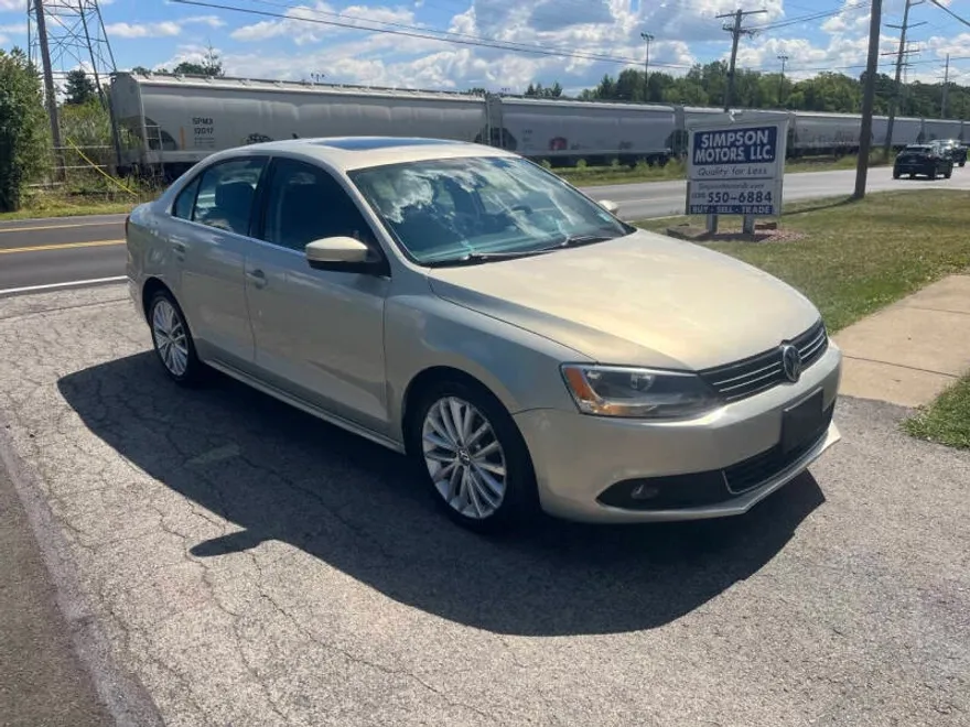 2012 Volkswagen Jetta SEL Premium photo 1
