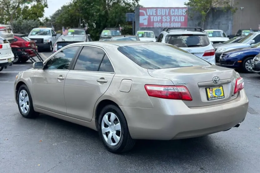 2008 Toyota Camry Base photo 1