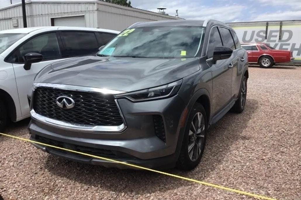 2022 Infiniti QX60 Luxe photo 1