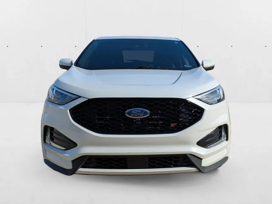 2020 Ford Edge ST photo 1