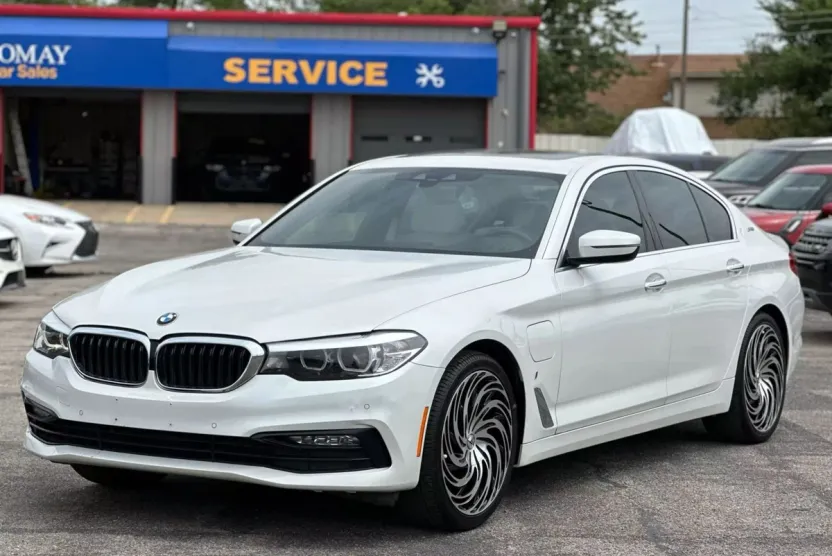 2018 Bmw 530e Sedan photo 1