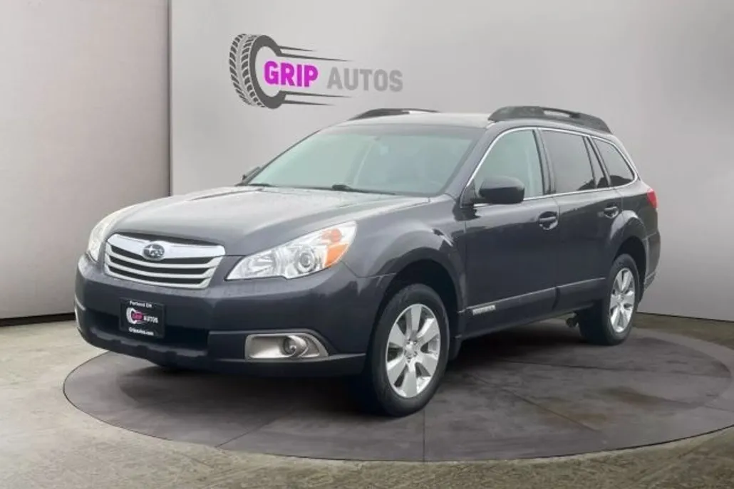 2012 Subaru Outback 2.5i Premium photo 1