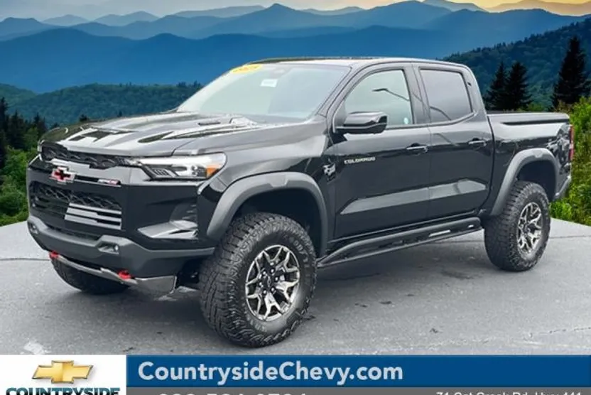 2025 Chevrolet Colorado ZR2 photo 1
