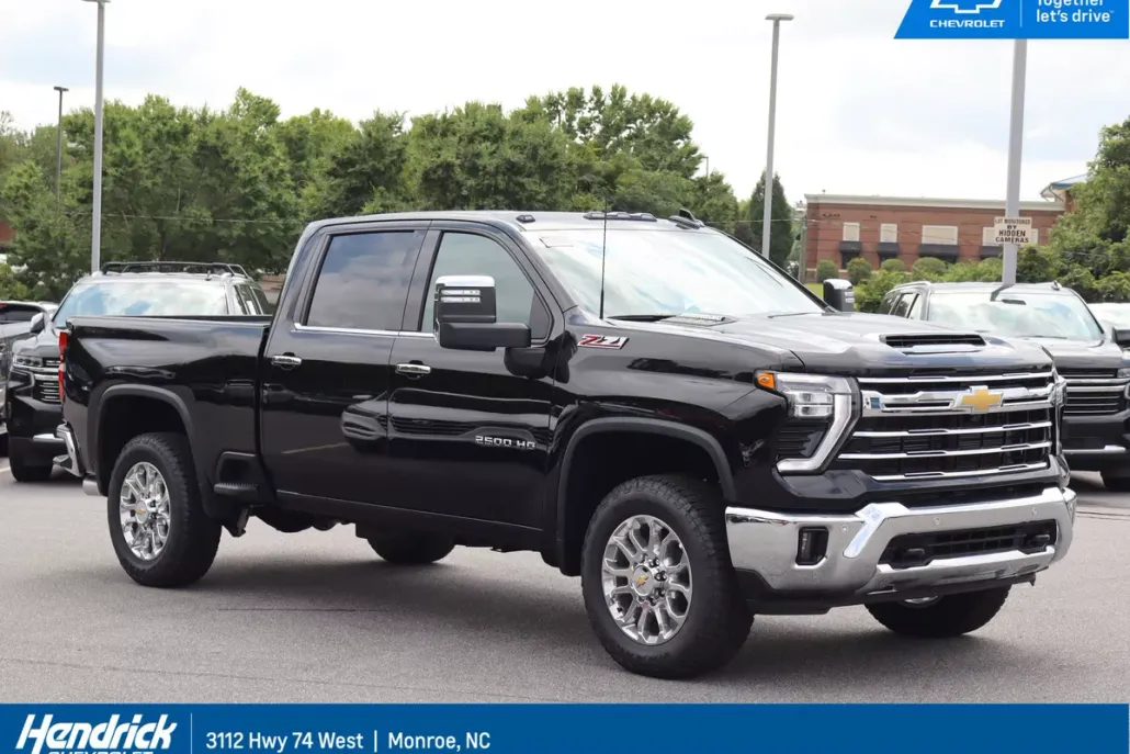2025 Chevrolet Silverado 2500HD LTZ photo 1