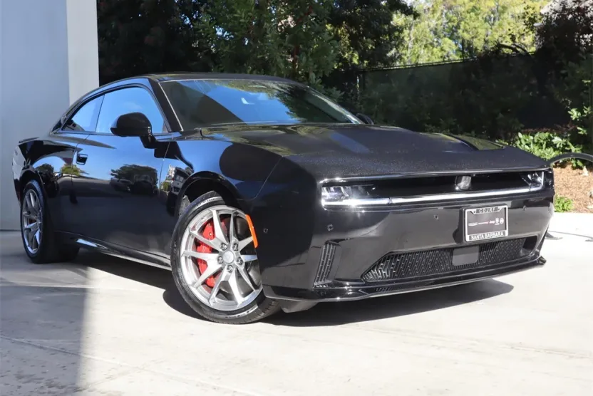 2025 Dodge Charger R/T Scat Pack photo 1