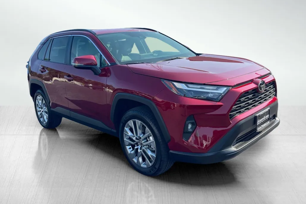 2025 Toyota RAV4 XLE Premium photo 1