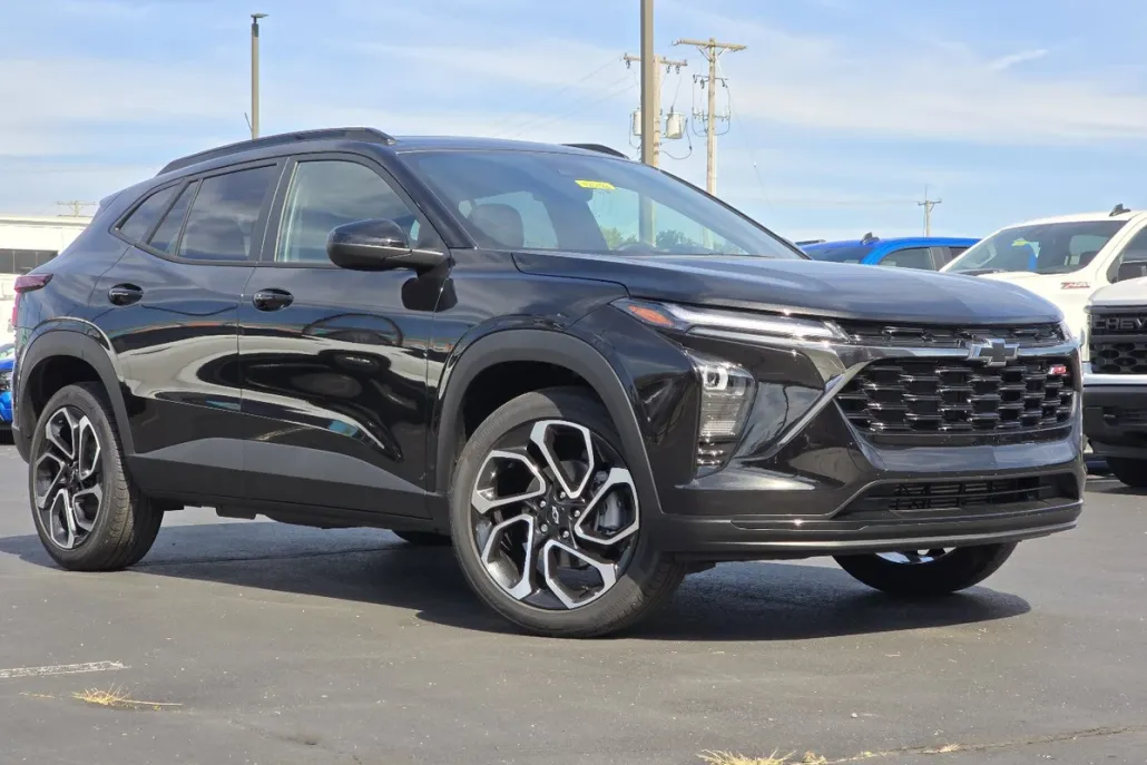 2025 Chevrolet Trax photo 1