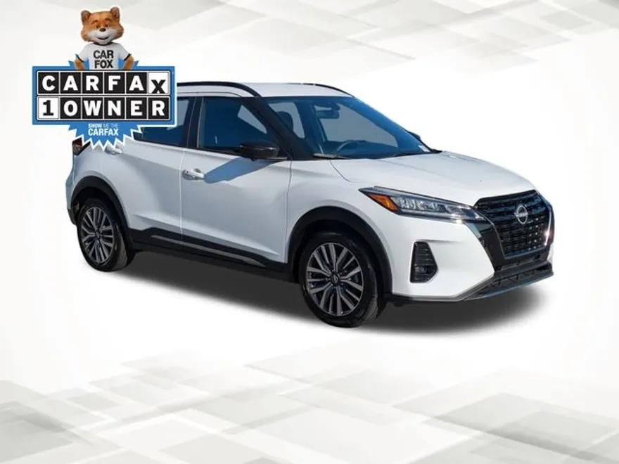 2024 Nissan Kicks SR photo 1