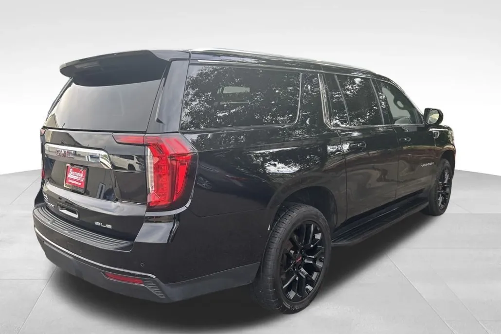 2022 Gmc Yukon XL SLE photo 1