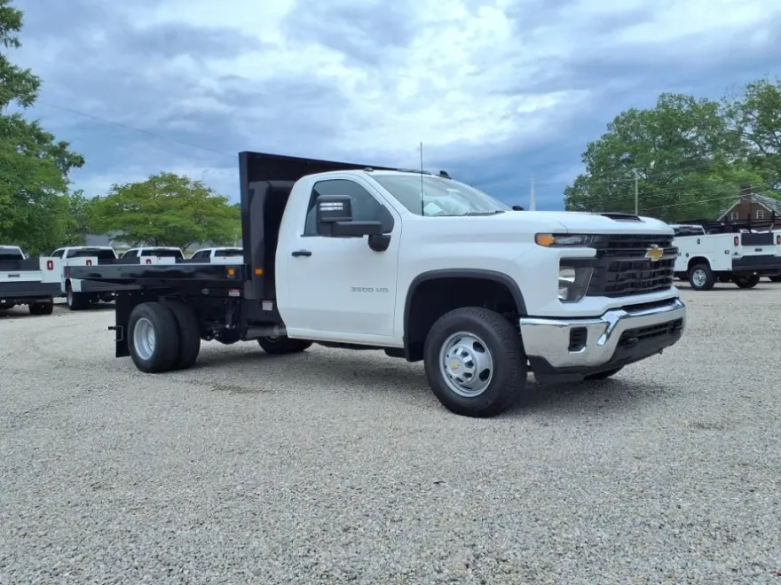 2025 Chevrolet Silverado 3500HD Work Truck photo 1