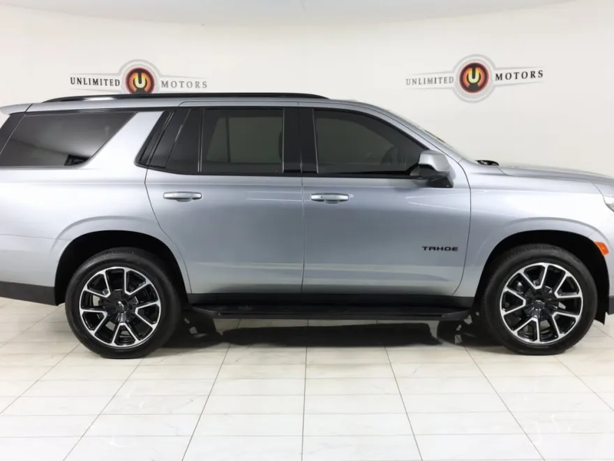 2023 Chevrolet Tahoe RST photo 1