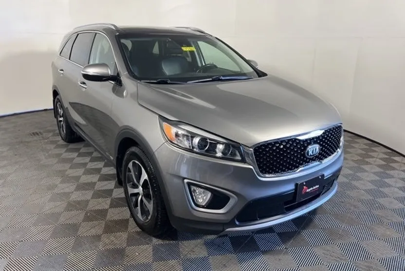 2018 Kia Sorento EX photo 1