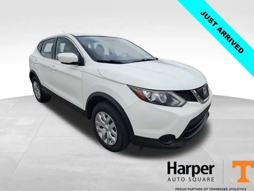 2019 Nissan Rogue Sport S photo 1