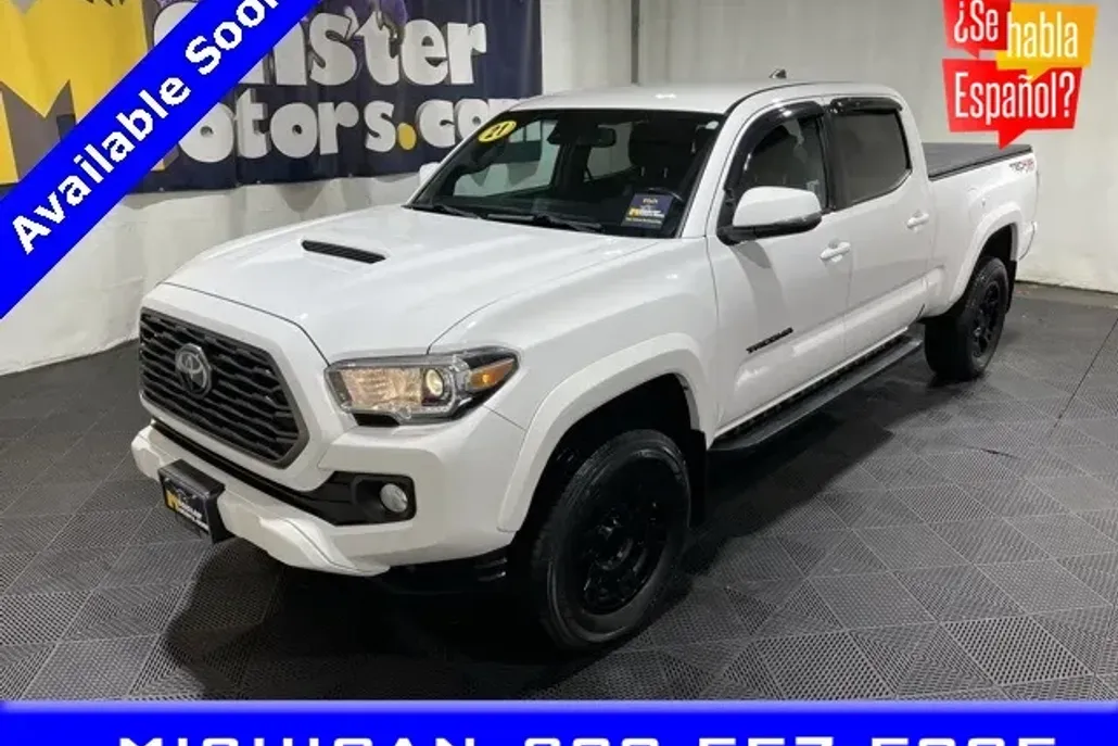 2021 Toyota Tacoma TRD Sport photo 1