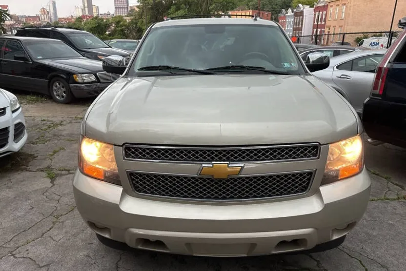 2014 Chevrolet Tahoe LTZ photo 1