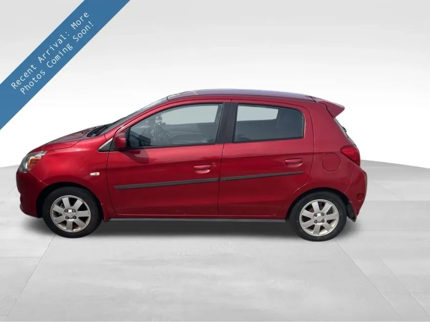 2014 Mitsubishi Mirage ES photo 1
