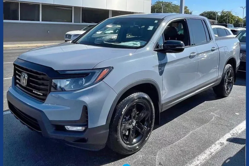 2022 Honda Ridgeline Black Edition photo 1