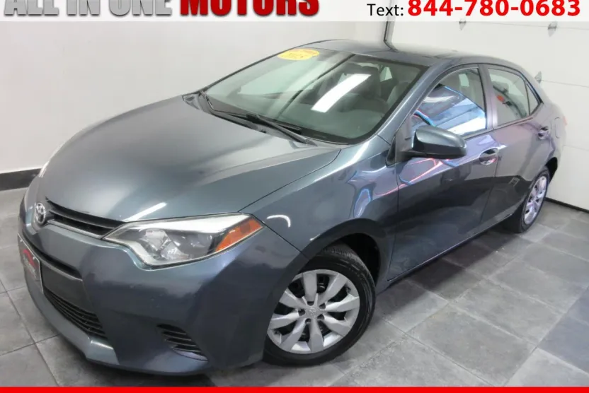 2015 Toyota Corolla LE Premium photo 1