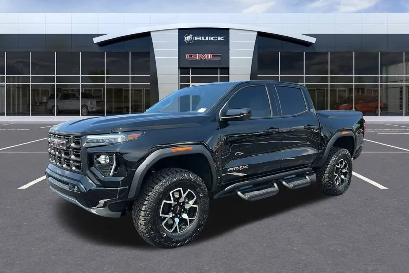 2024 Gmc Canyon AT4X photo 1