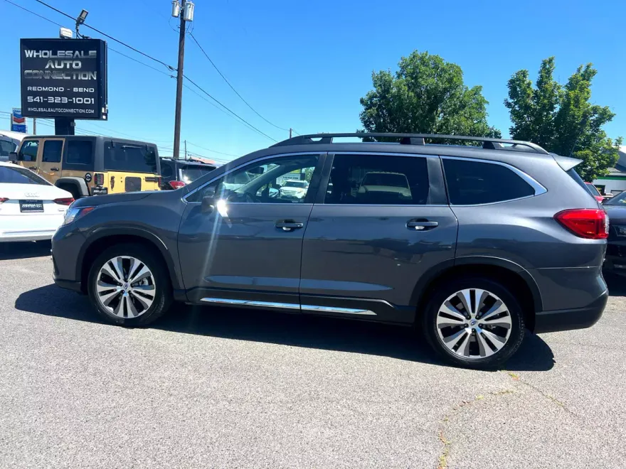 2021 Subaru Ascent Limited photo 1