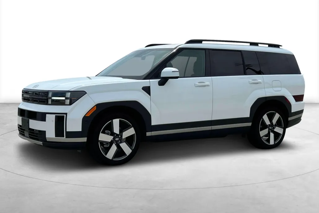 2025 Hyundai Santa Fe Limited photo 1