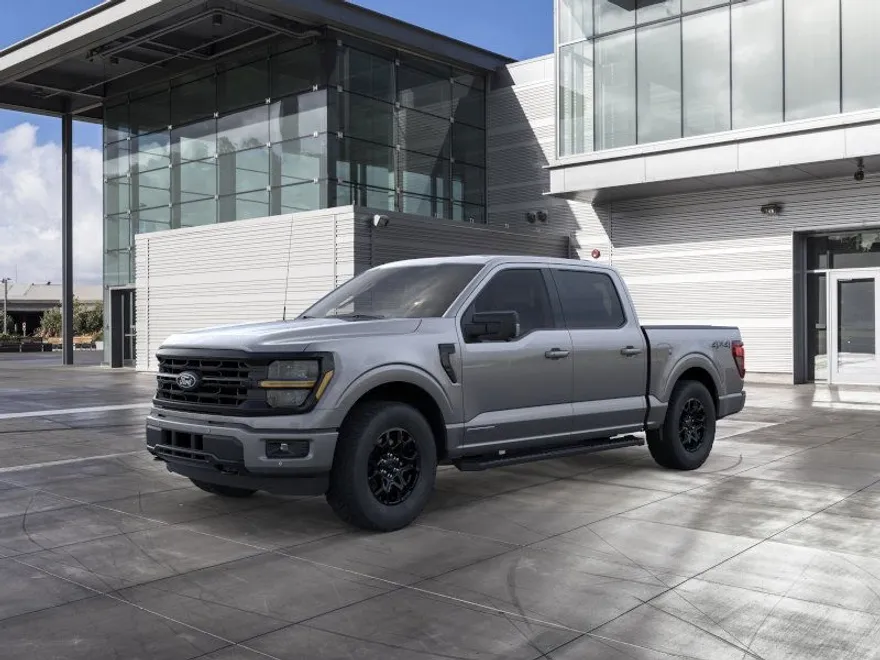 2025 Ford F-150 XLT photo 1