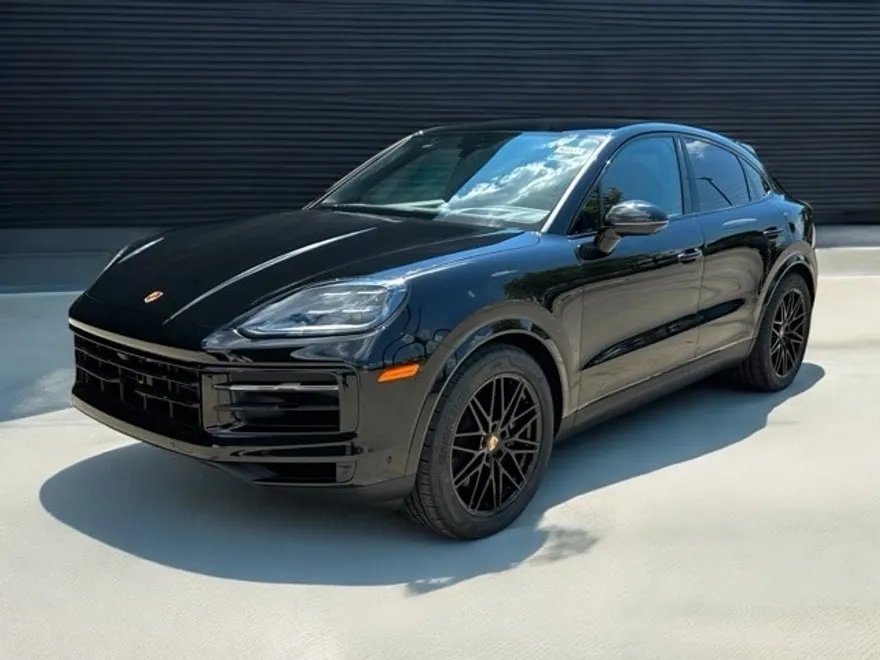 2026 Porsche Cayenne Coupe photo 1