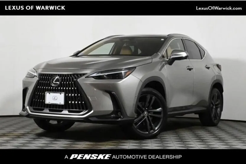 2022 Lexus NX 450h+ Luxury photo 1