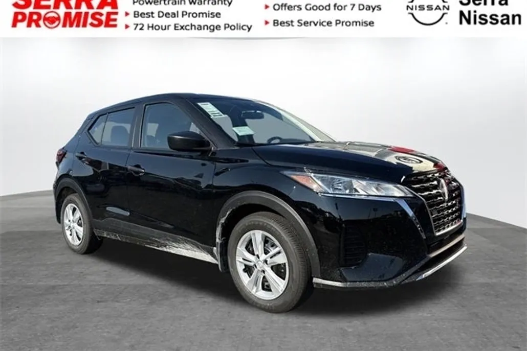 2025 Nissan Kicks Play S photo 1