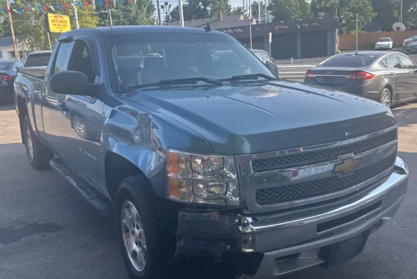 2013 Chevrolet Silverado 1500 LT photo 1