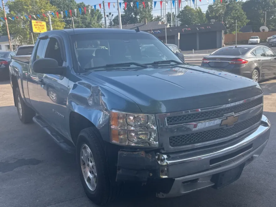 2013 Chevrolet Silverado 1500 LT photo 1