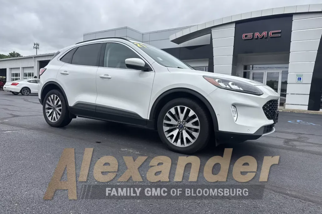 2021 Ford Escape Titanium photo 1