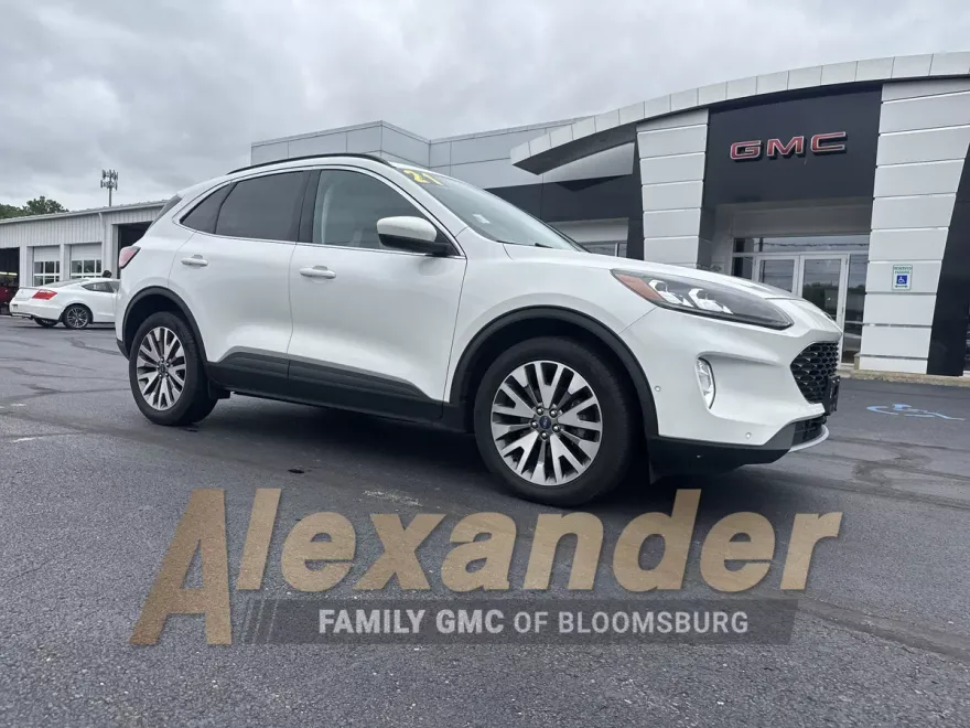 2021 Ford Escape Titanium photo 1