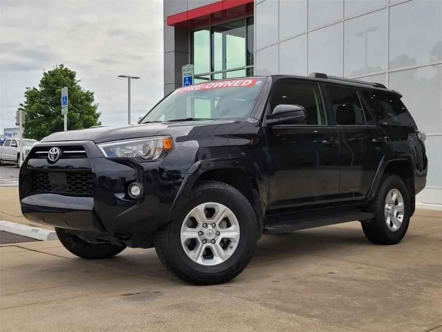 2024 Toyota 4Runner SR5 photo 1