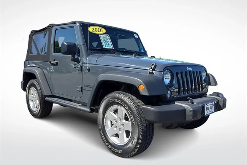 2016 Jeep Wrangler Sport photo 1